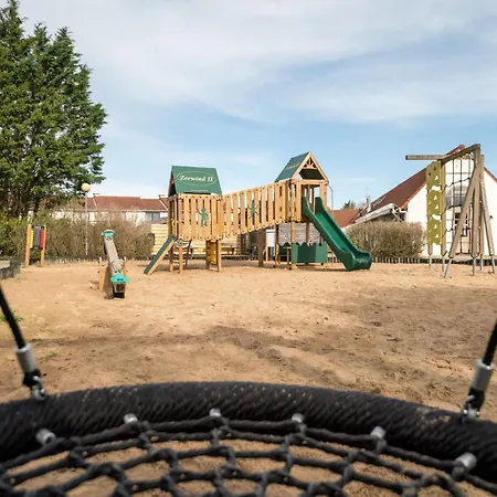 펜션 Vissershuis 214 With Parking By Interhome