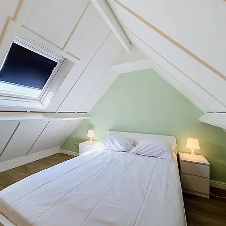 Vissershuis 214 With Parking By Interhome Semesterbostad Bredene