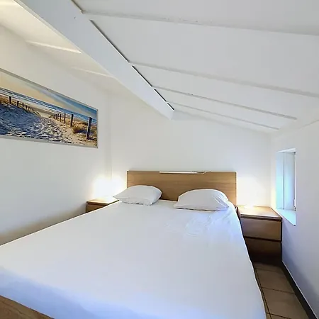 Vissershuis 214 With Parking By Interhome Bredene